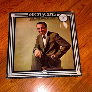 ❤️ Vintage 70’s country music LP vinyl album record Faron Young